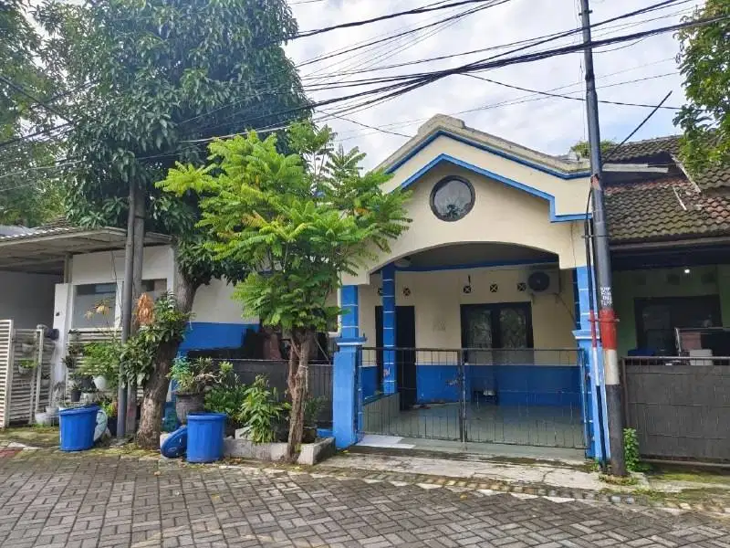 Rumah Di Kebraon Indah Permai Surabaya Bagus dan Terawat Strategis