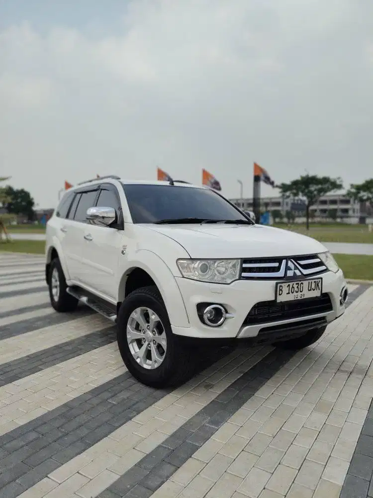 Pajero Sport Dakar 4x2 2014
Promo TDP mulai dari 30 juta
