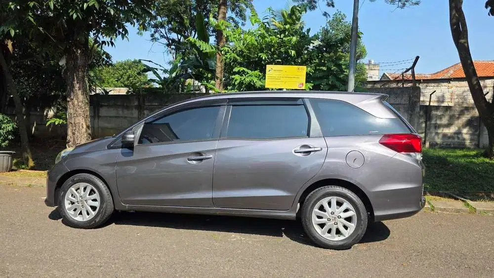 Honda Mobilio 2015 Bensin