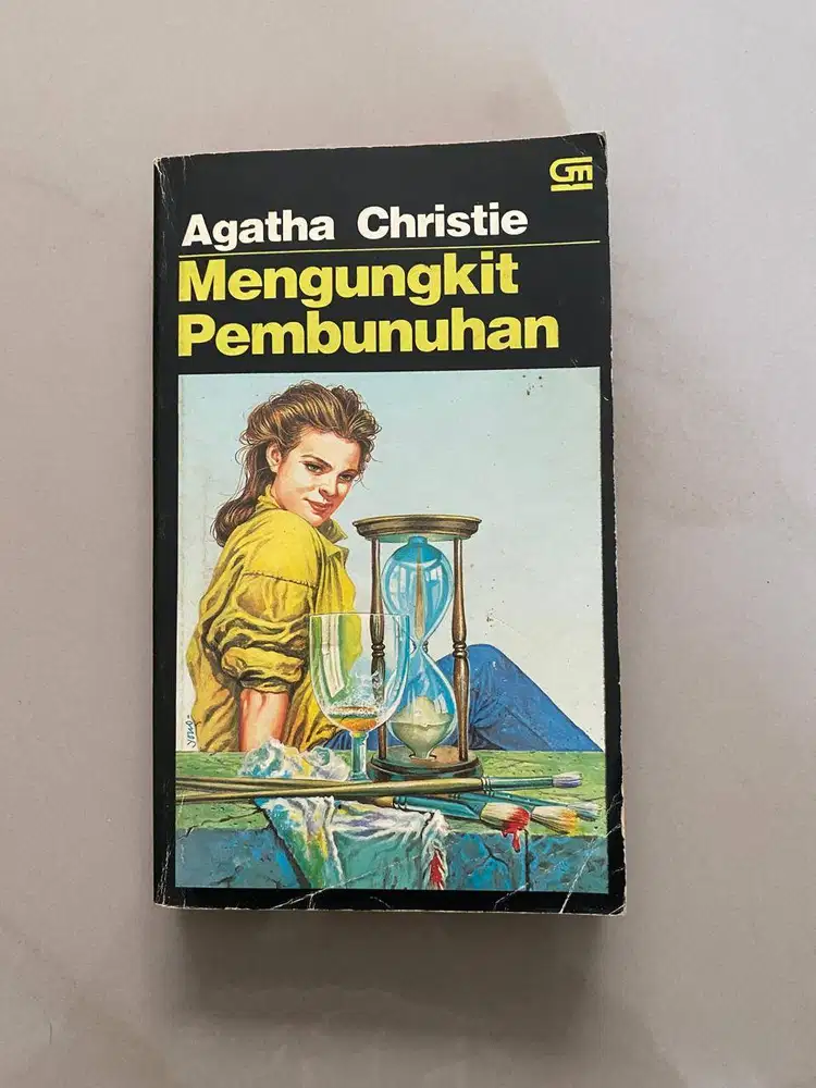 AGATHA CHRISTIE – MENGUNGKIT PEMBUNUHAN – GRAMEDIA – PRELOVED
