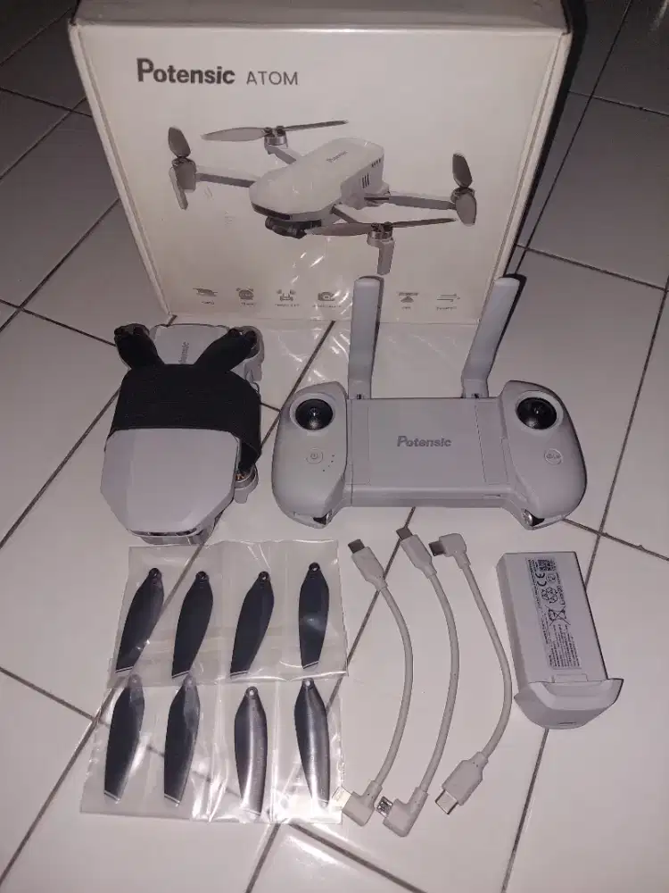 DRONE POTENSIC ATOM 1( 3 AXIS GIMBAL