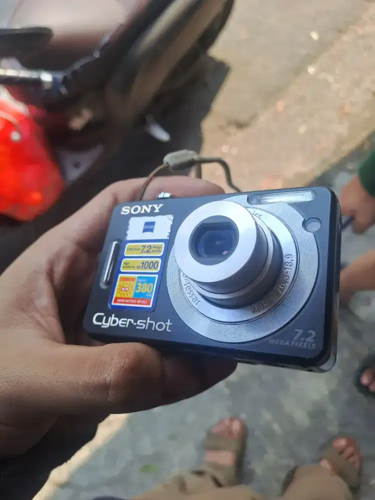 Sony Cybershot DSC W55 Carl Zeiss 7.2MP