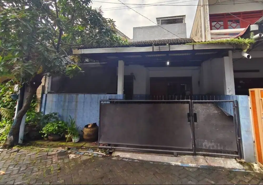 Rumah di Kebraon Indah Permai Surabaya Murah dan Terawat Strategis