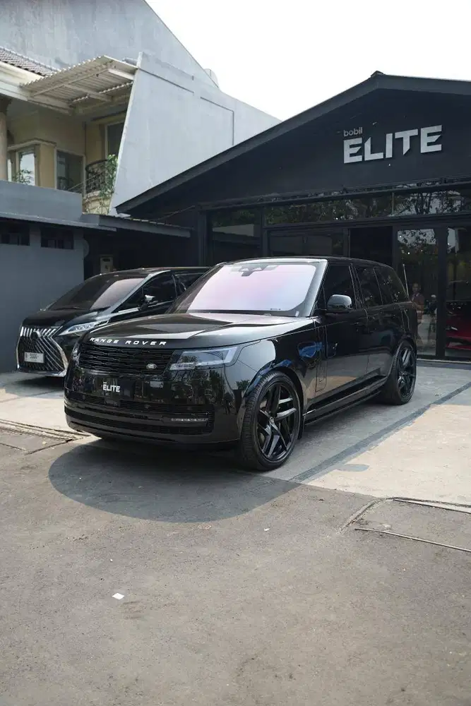 NIK 2022 Land Rover Range Rover P400 SWB First Edition