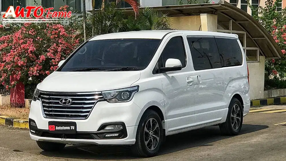 Hyundai H1 2.5 Diesel CRDi Royale Pilot Seat Electric Door NIK 2018
