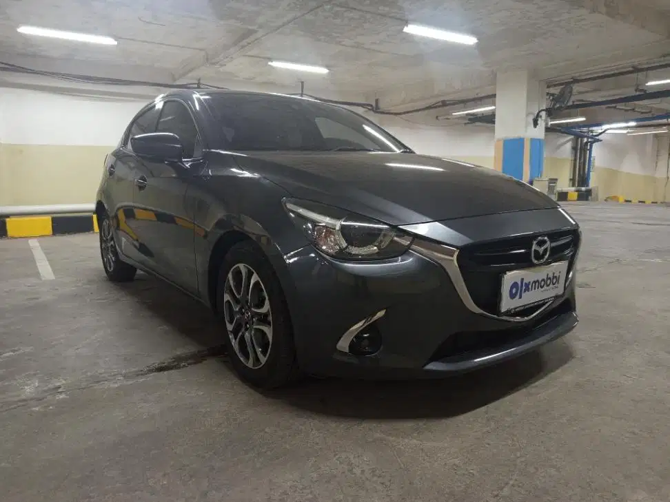 DP MURAH Mazda 2 1.5 GT Bensin-AT 2016 Abu CTOQB
