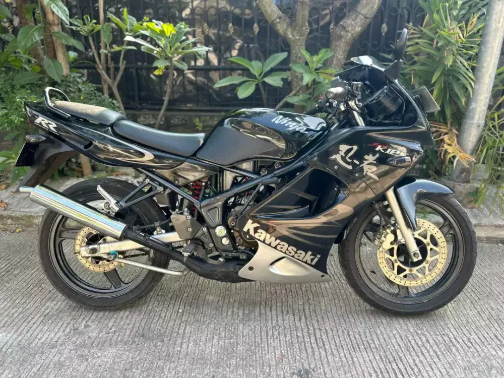 Ninja Rr hitam 2010