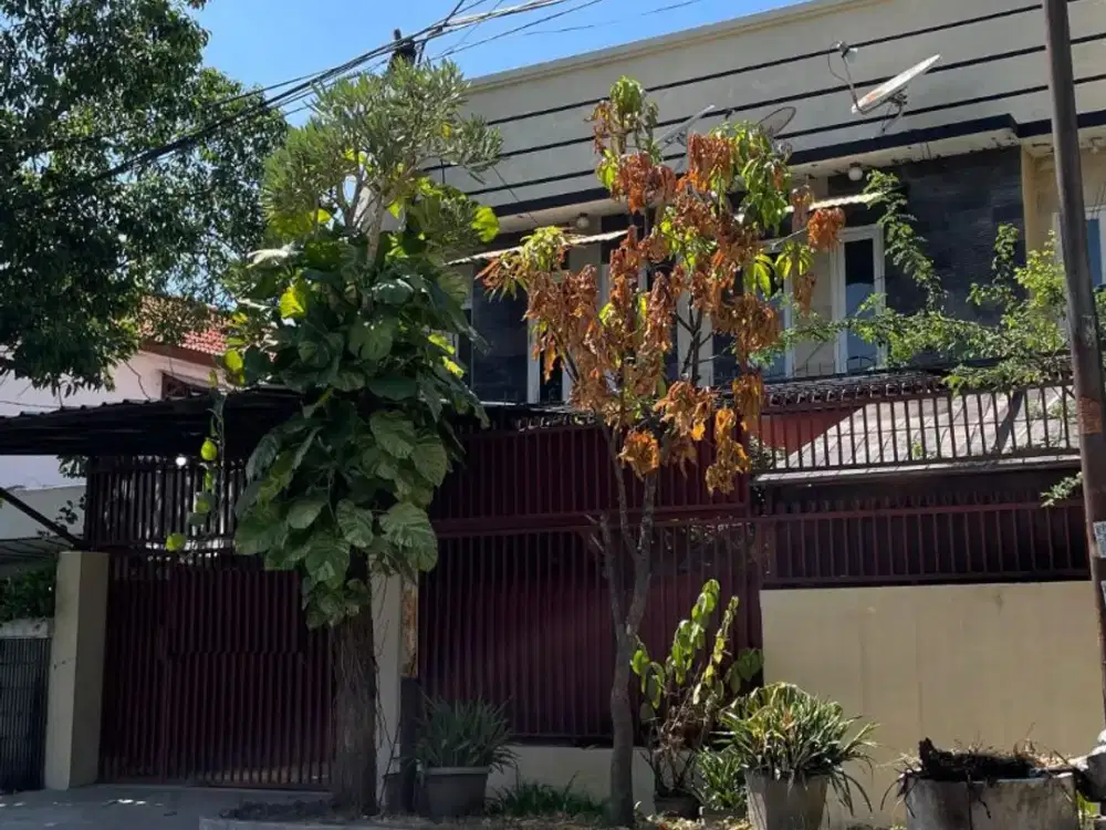 Dijual Rumah 2 lantai di Jl Dukuh Kupang Surabaya