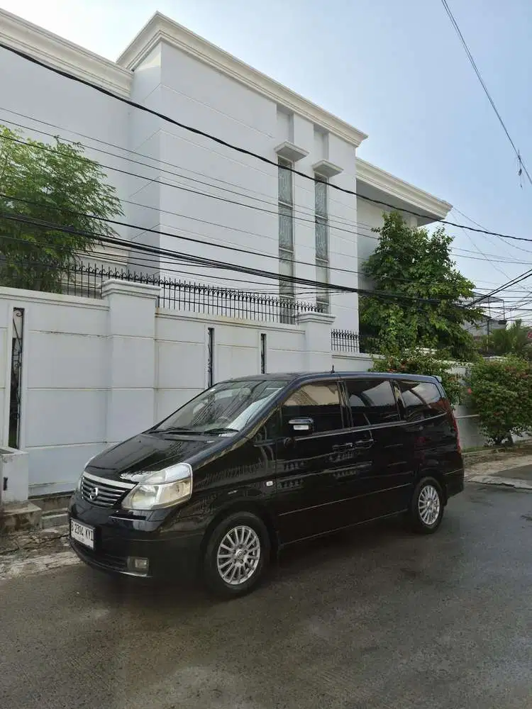 Nissan Serena 2009 Bensin