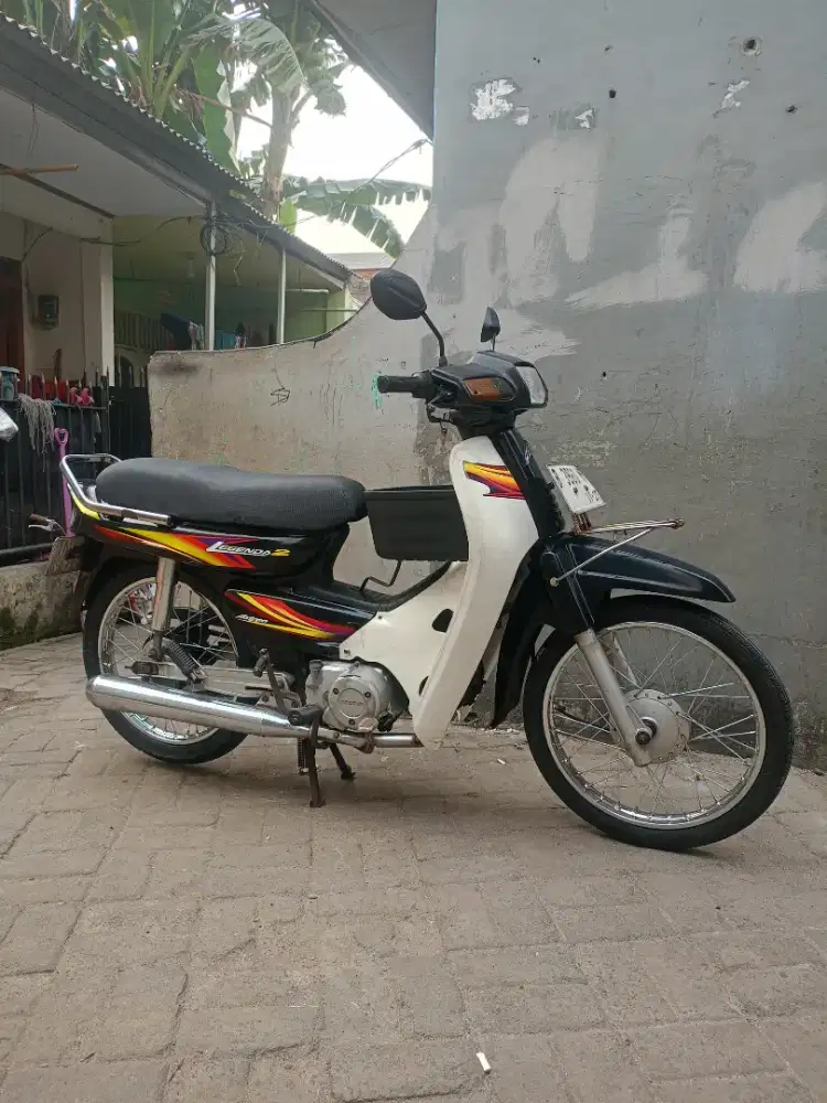 Honda Astrea grand legenda 2 th 2002 original ss komplit