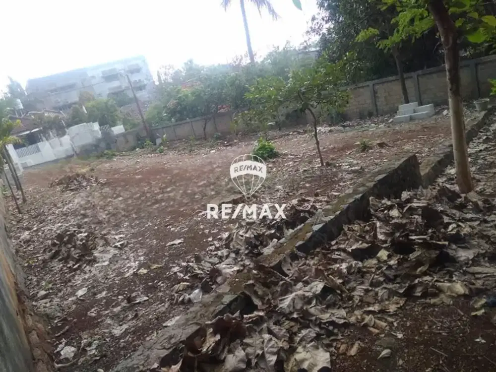 DIJUAL CEPAT! Tanah di Kawasan Elite Bintaro, Jakarta Selatan