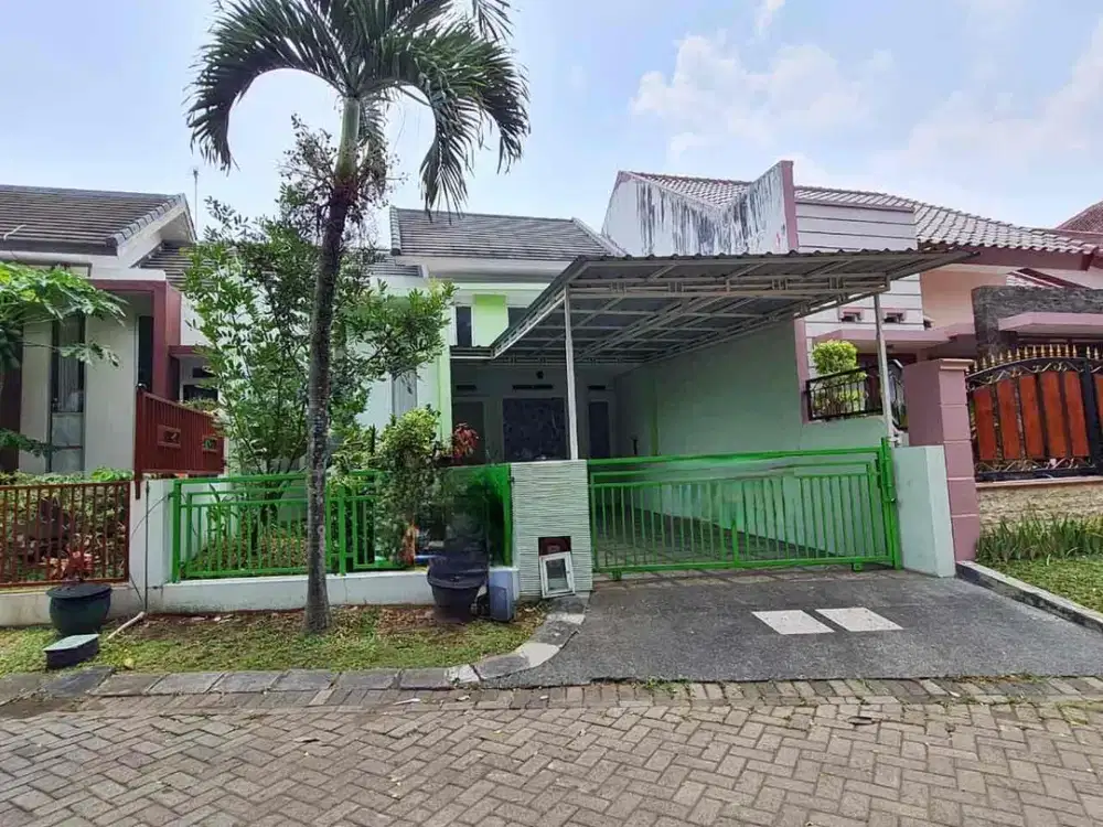 Rumah di Permata Jingga Soekarno Hatta dkt Green Orchid