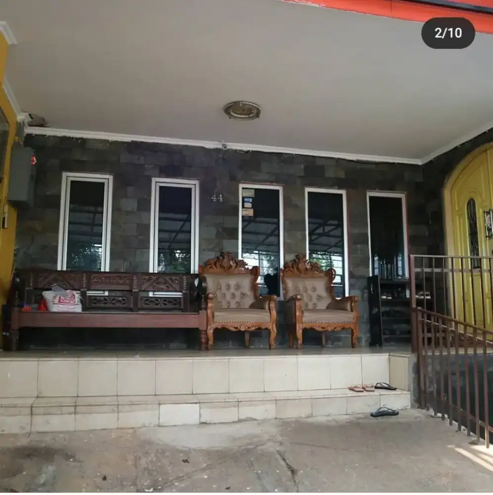 Rumah Strategis dijual Cepat