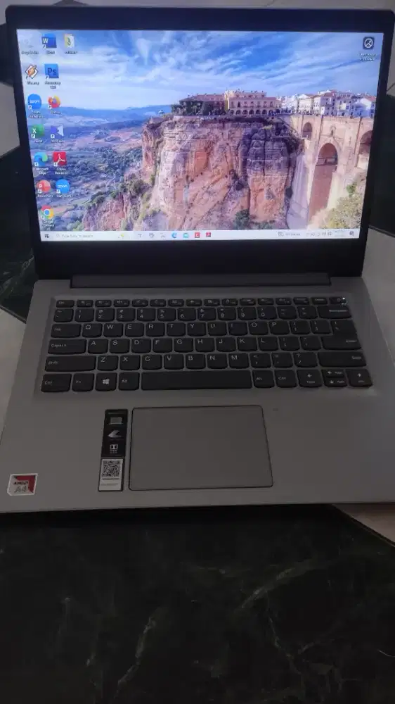 Laptop Lenovo AMD A4 Second Mulus