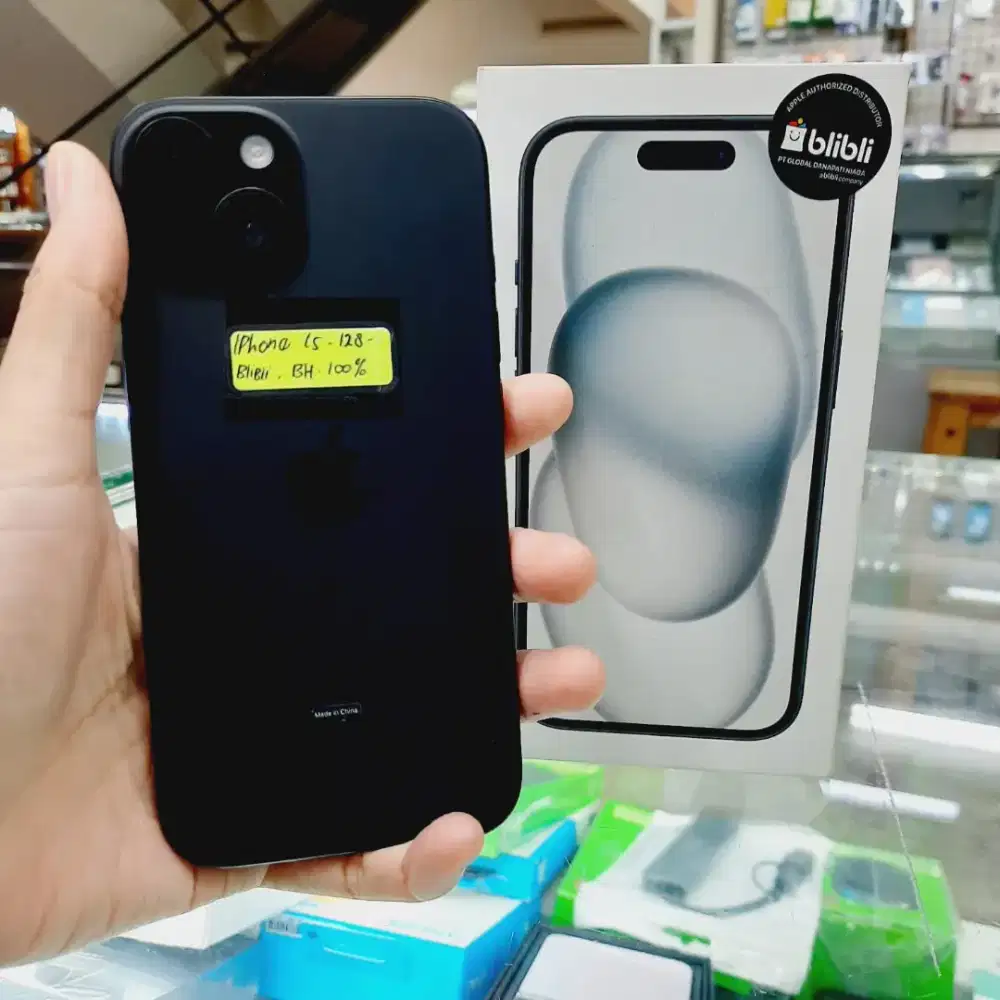 Iphone 15 128GB grs resmi sampai april