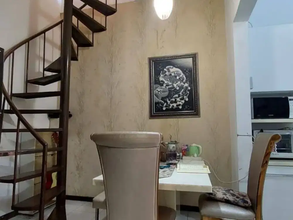 Dijual rumah terawat tengah kota di sayap burangrang, gumuruh Lokasi strategis
