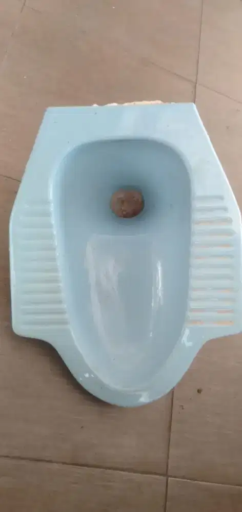 Di jual aja untuk di pasang di dapur dan kamar mandi jongkokan  wc