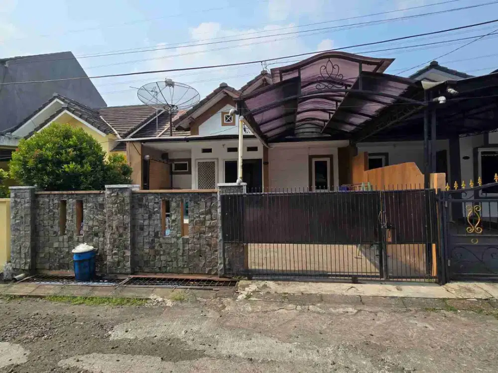 Rumah Strategis Dekat Tol Cimanggis di Bukit Golf Arcadia Bogor