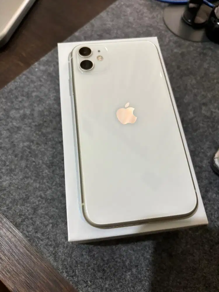 iPhone 11 64 GB inter