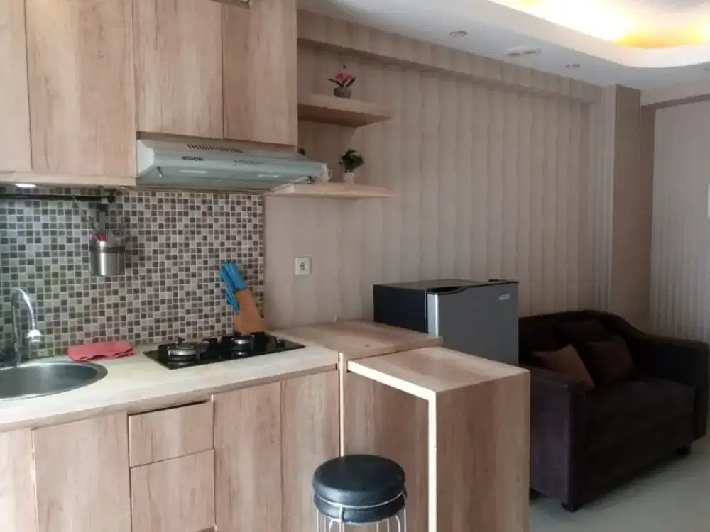 SEWA APARTEMEN BASSURA 1BR FURNISH TOWER F