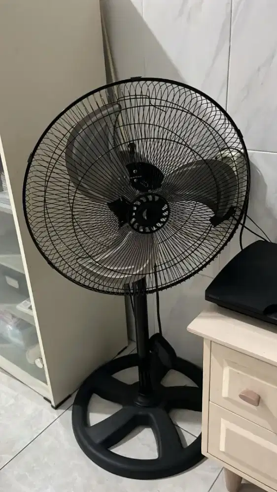 kipas advance mati
