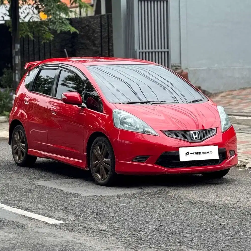 JAZZ RS 2010 / 2009 Manual Bagus Murah Kredit Bekas Surabaya Istimewa