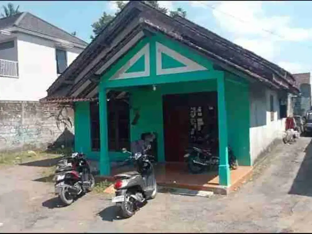 Rumah murah, layak huni, harga hanya di hitung tanahnya saja, lokasi di Ngaglik, pasar gentan ke timur, jl kaliurang km 10 dkt UII, UGM, UNY