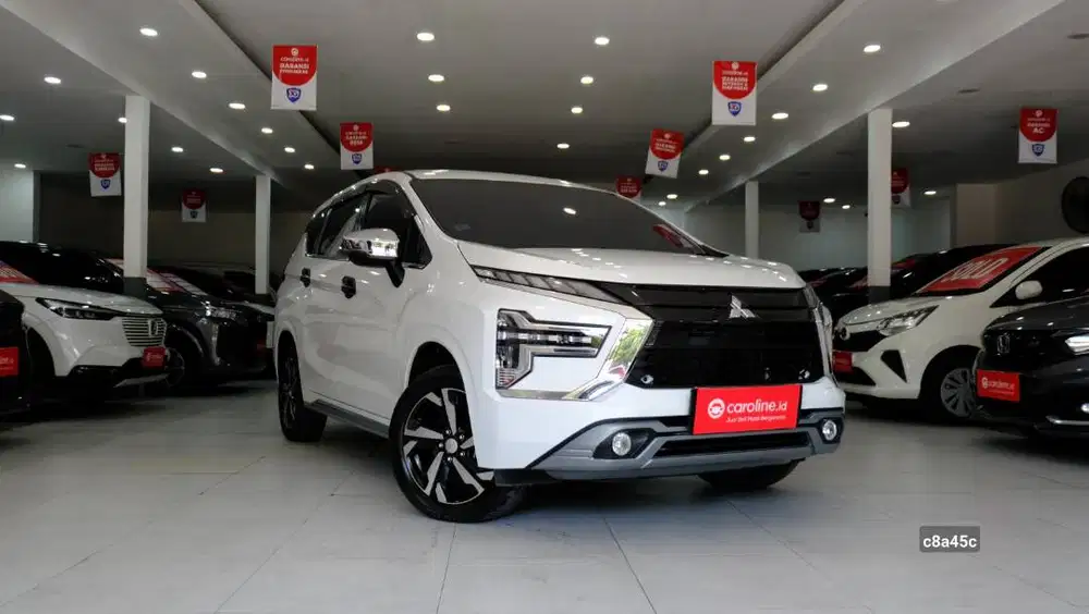 MITSUBISHI XPANDER ULTIMATE 1.5 2022 - MOBIL BERGARANSI DAN IRIT