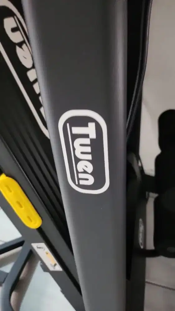 .Treadmill Elektrik Twen Bekas Normal Siap Pakai, jual cepet