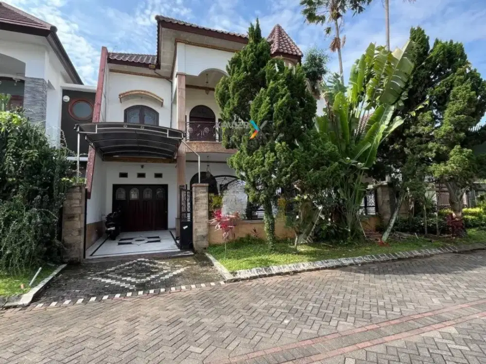 Rumah Mewah Di Istana Dieng Malang