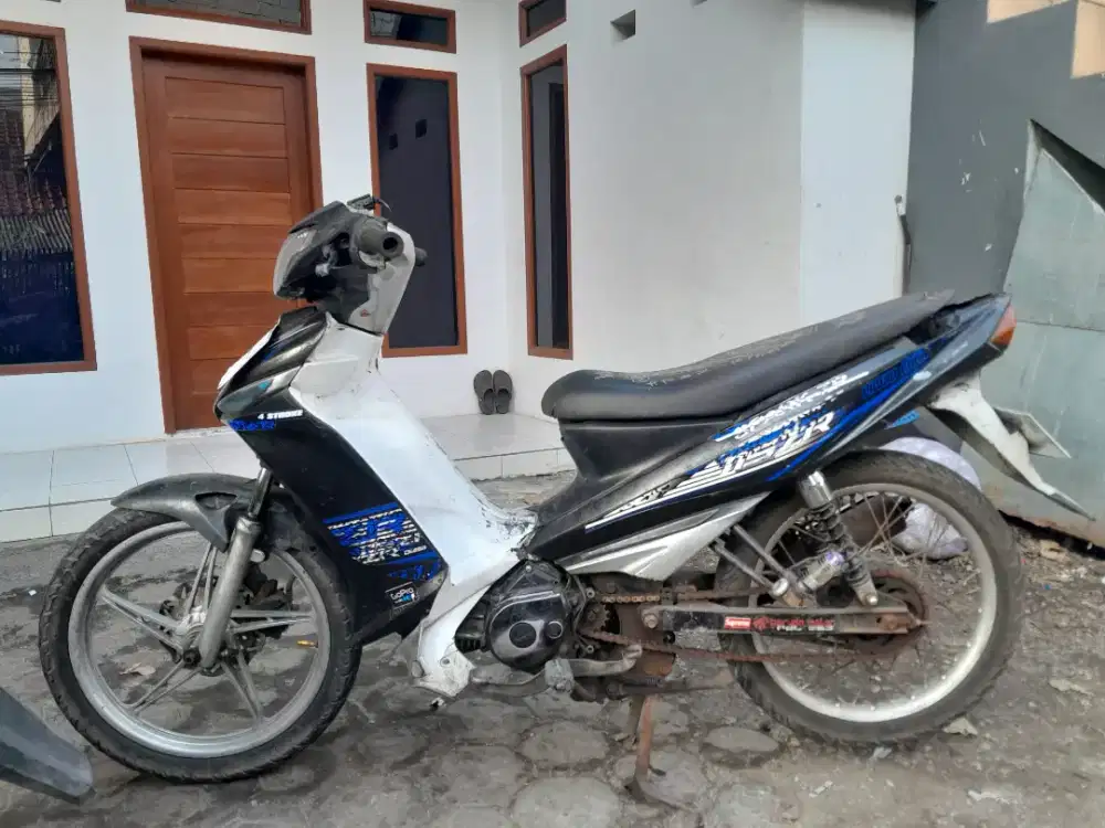 Yamaha vega zr lama terbengkalai