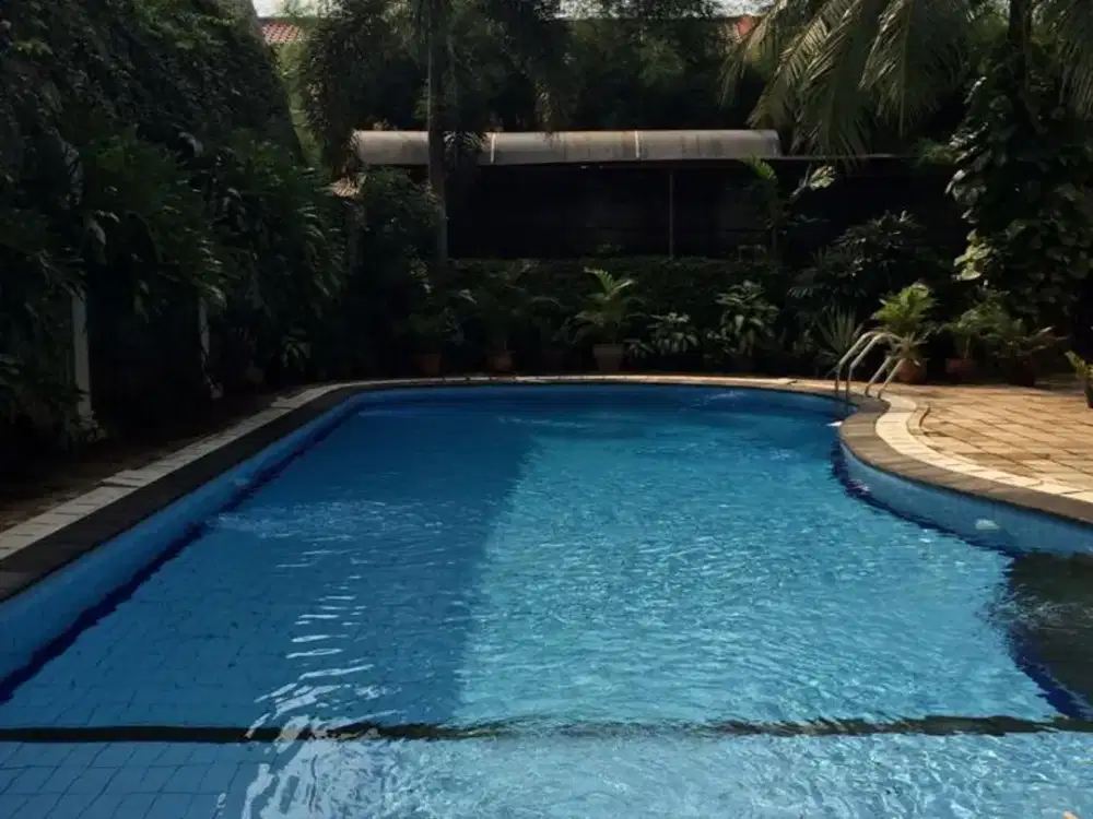 Rumah Hoek Premium 2 Kavling di Tebet | LT 965 m² | Cocok Hunian & Investasi