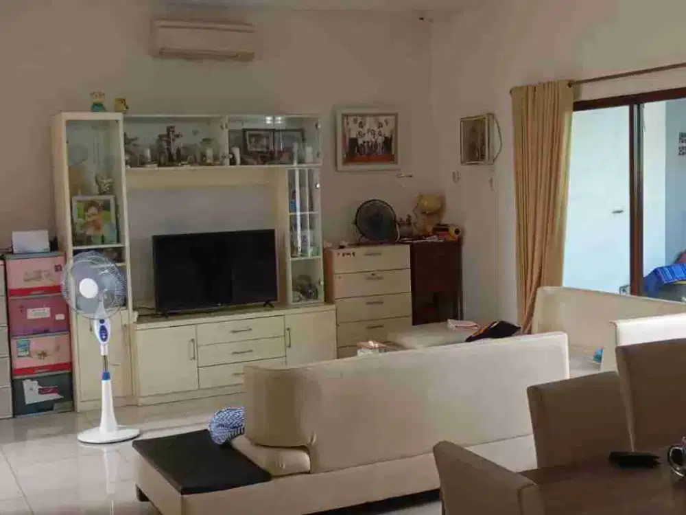 jual murah rumah 2 lantai dekat sekolah di Jakarta garden city, cakung, Jakarta timur