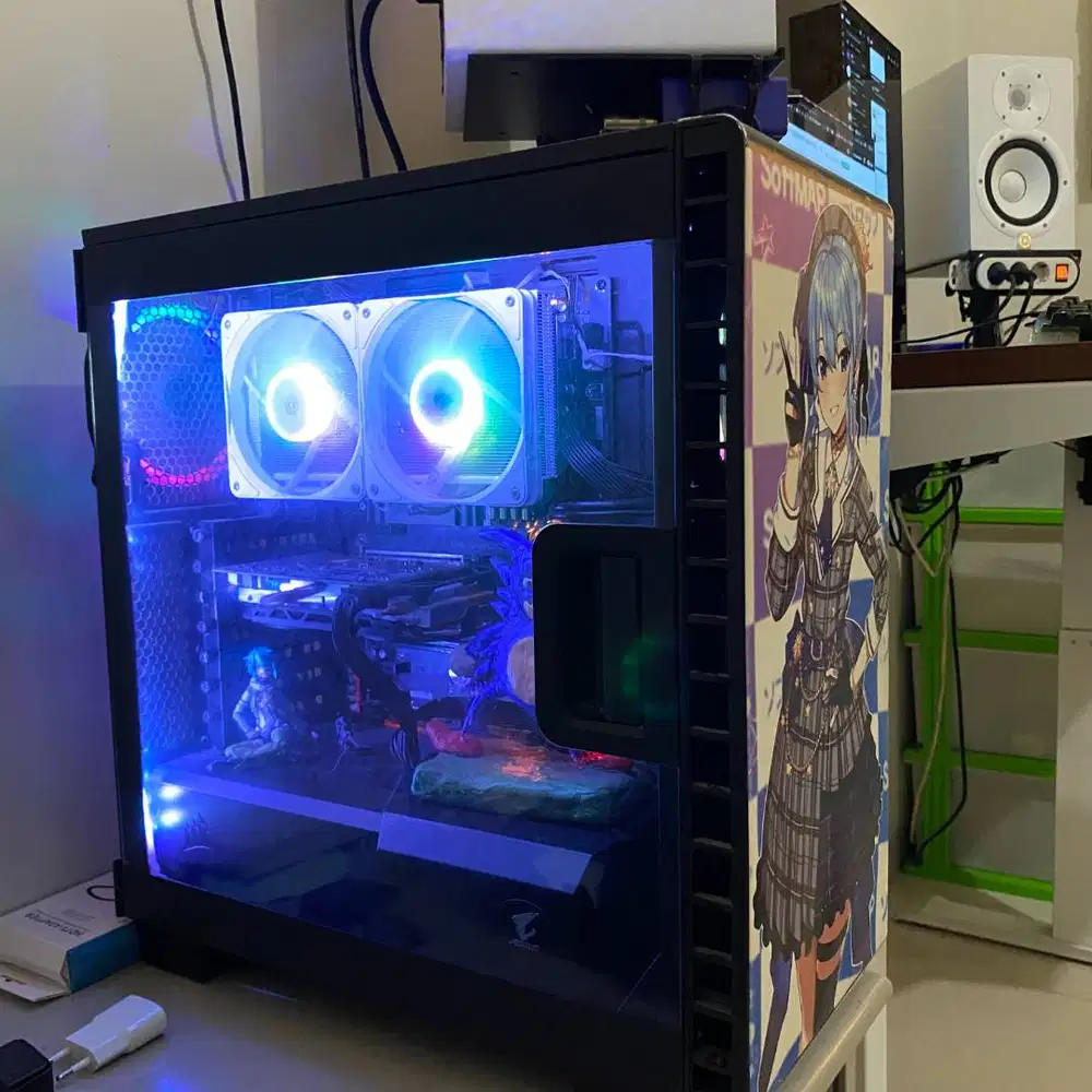 PC Windows11 / i7-8700 / 32GB RAM / GeForce GTX 750Ti / Bekas Pribadi.