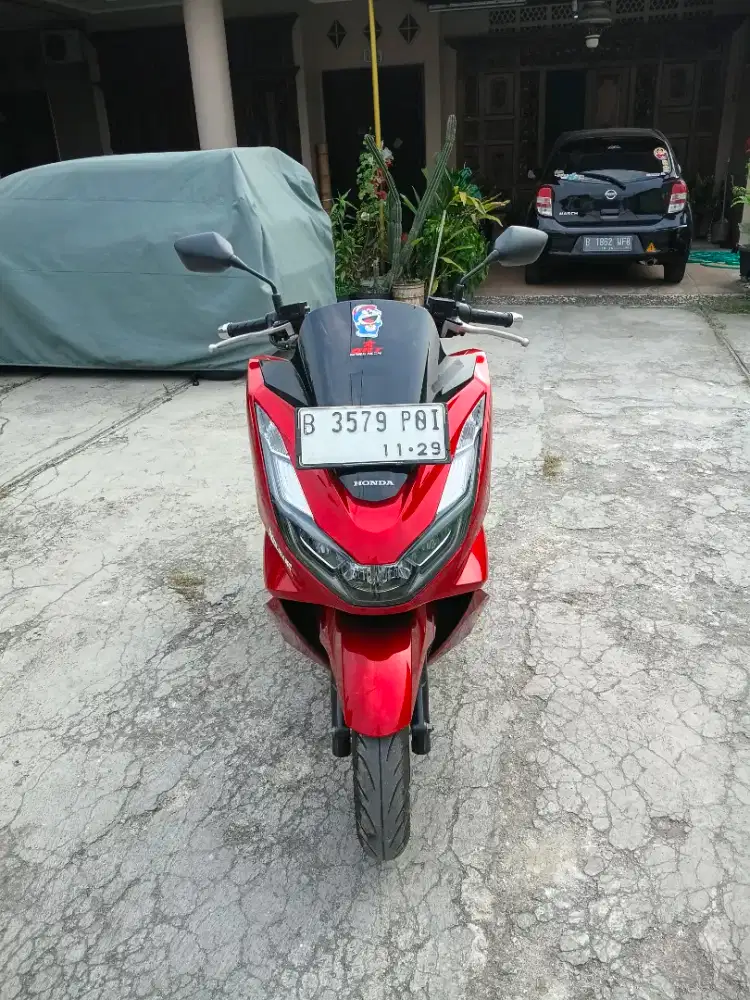 HONDA PCX 2024 MERAH