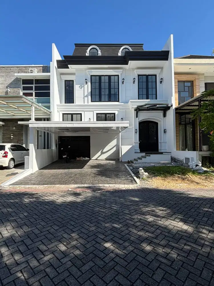 Dijual Rumah Pakuwon Indah European Classic