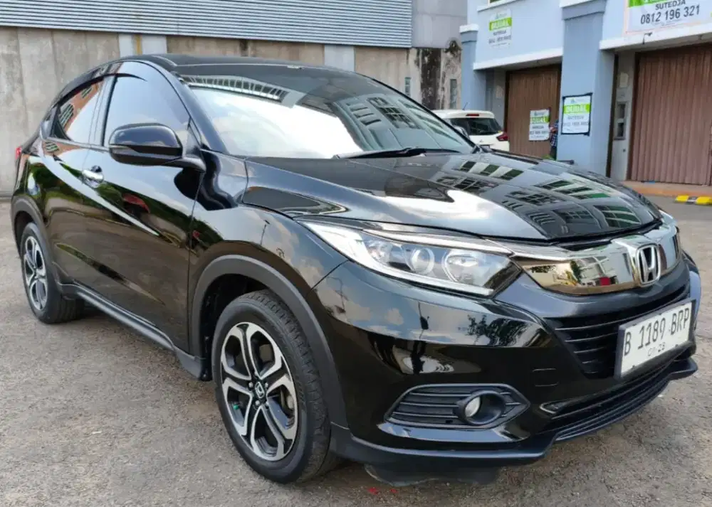 HRV E CVT AT 2018 TDP30jt Honda HR-V 1.5 E Facelift Matic