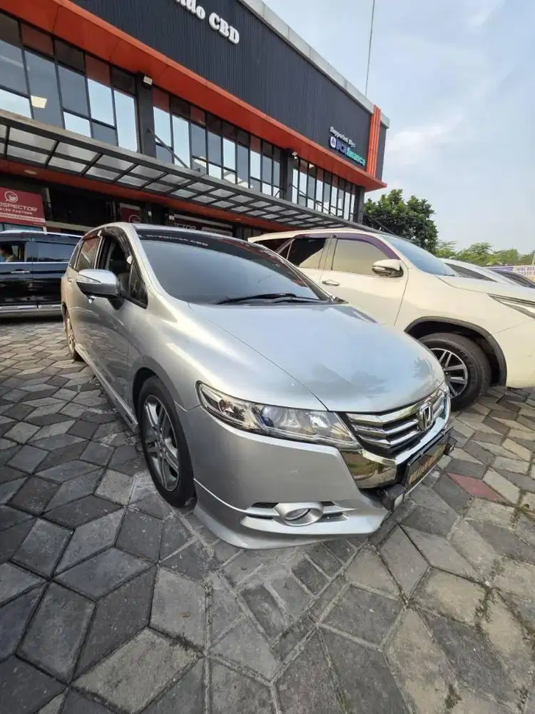 Honda Odyssey 2.4 Matic Tahun 2012 Kondisi Mulus Terawat Istimewa