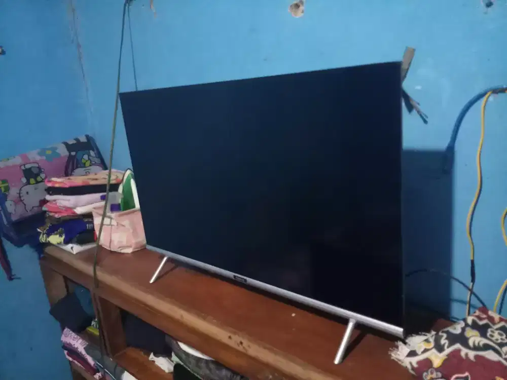 Smart tv coocca 32inc masih segel pabrik