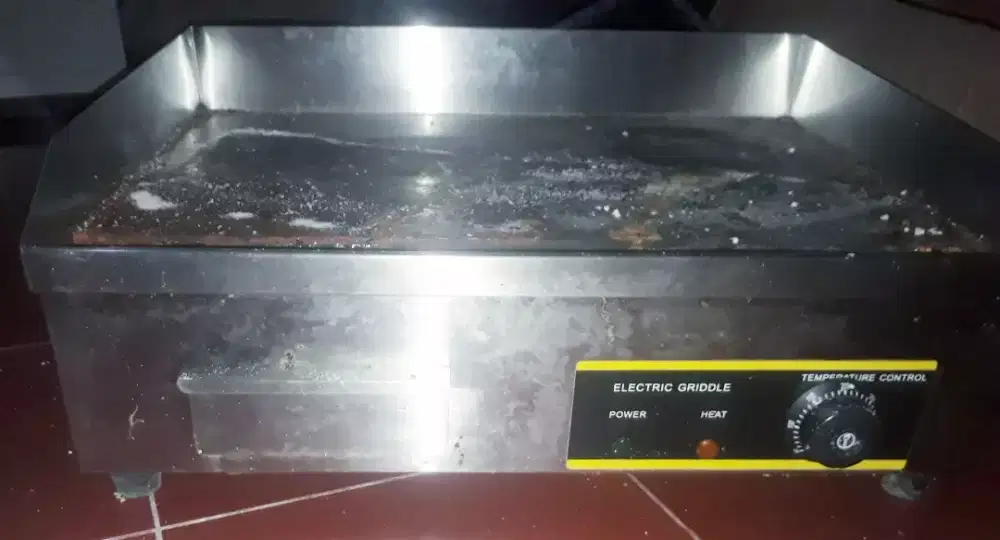 Electric grill /wajan listrik second normal  berfungsi baik