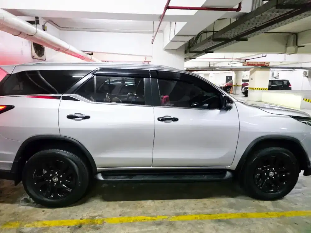(KM 12 RB 100%ORISINIL)FORTUNER GR TSS LEGENDER DIESEL MATIC 2024/2025
