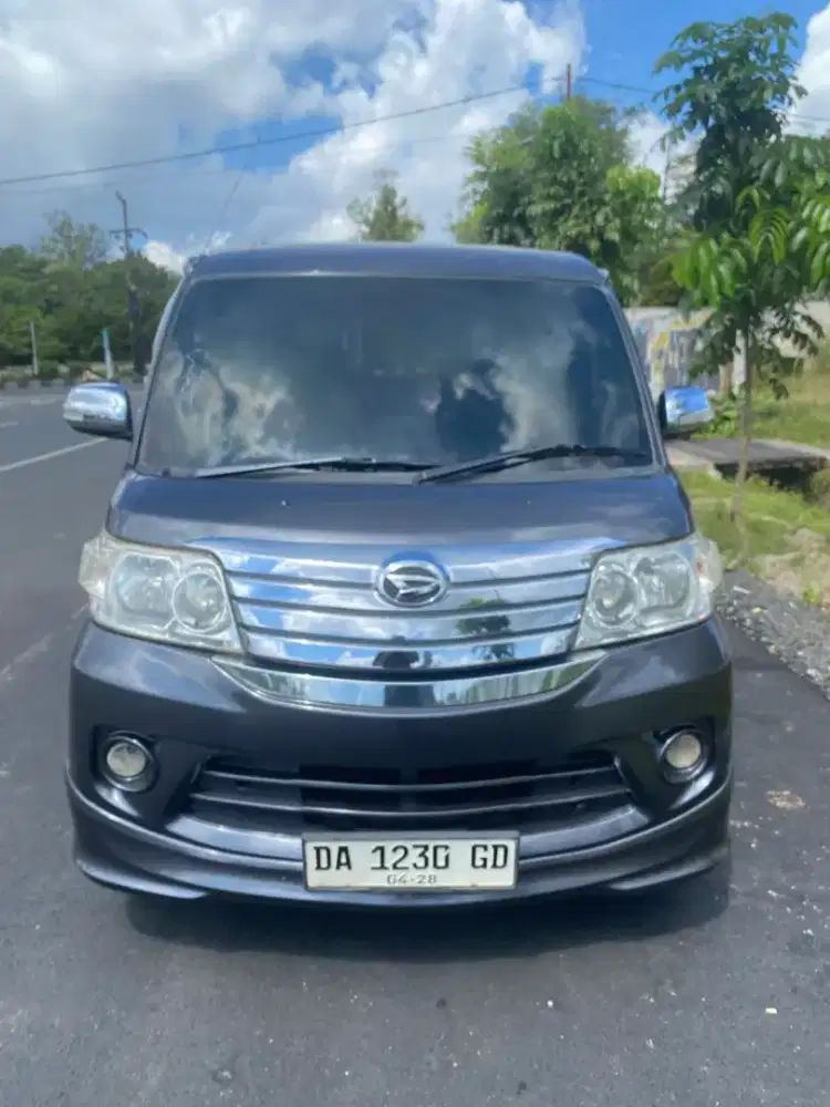 Di jual mobil luxio thn 2018.