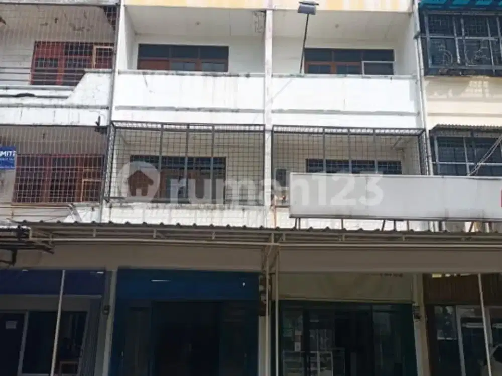 Ruko Gandeng Disewa Lokasi Strategis Jl. Raya Duri Kosambi,Dk 584