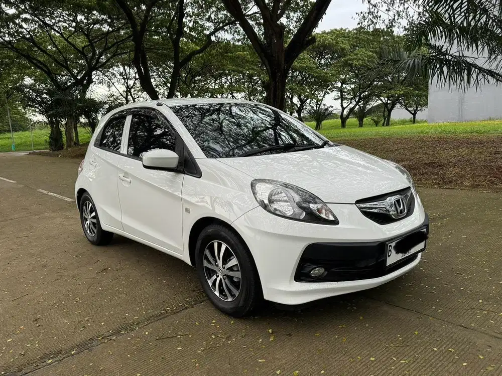 Km 40rb Honda Brio E 2015 special edition cat full original tgn ke 1