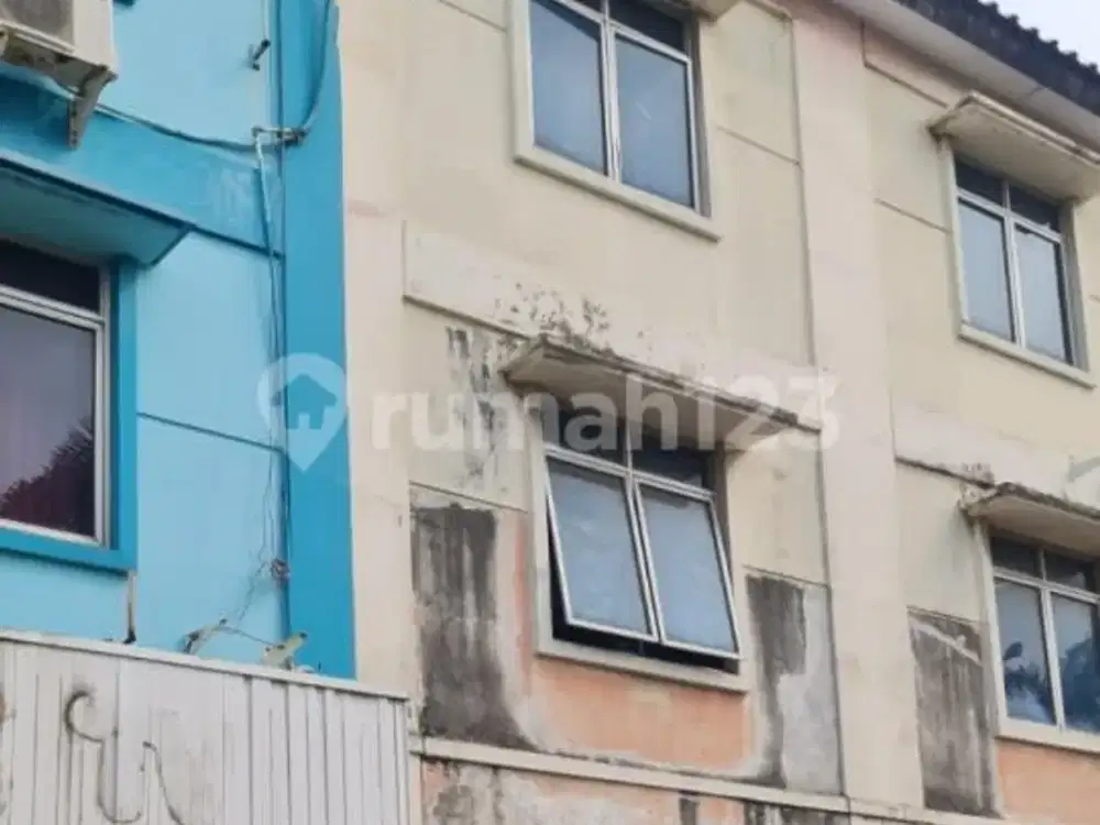 Ruko dijual lokasi perkantoran harga nego di Citra Niaga, CN 443