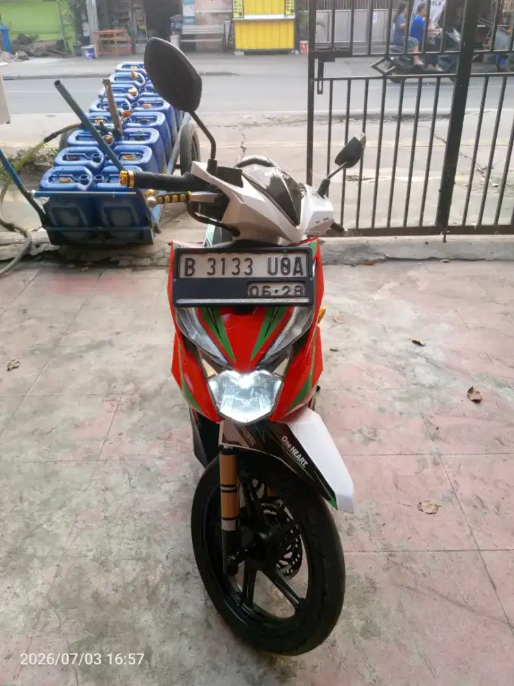 Honda beat eco 2017