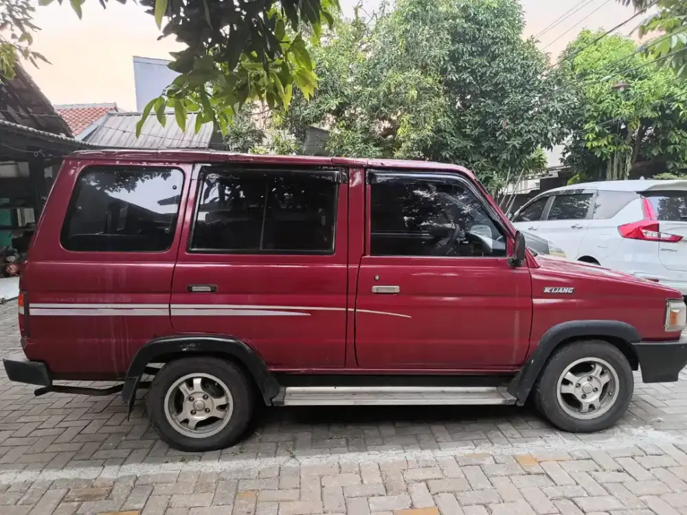 Toyota kijang grand Extra 1.5 tahun 1995