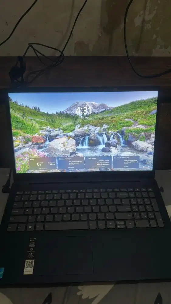 Laptop Lenovo Ideapad 3 slim 3