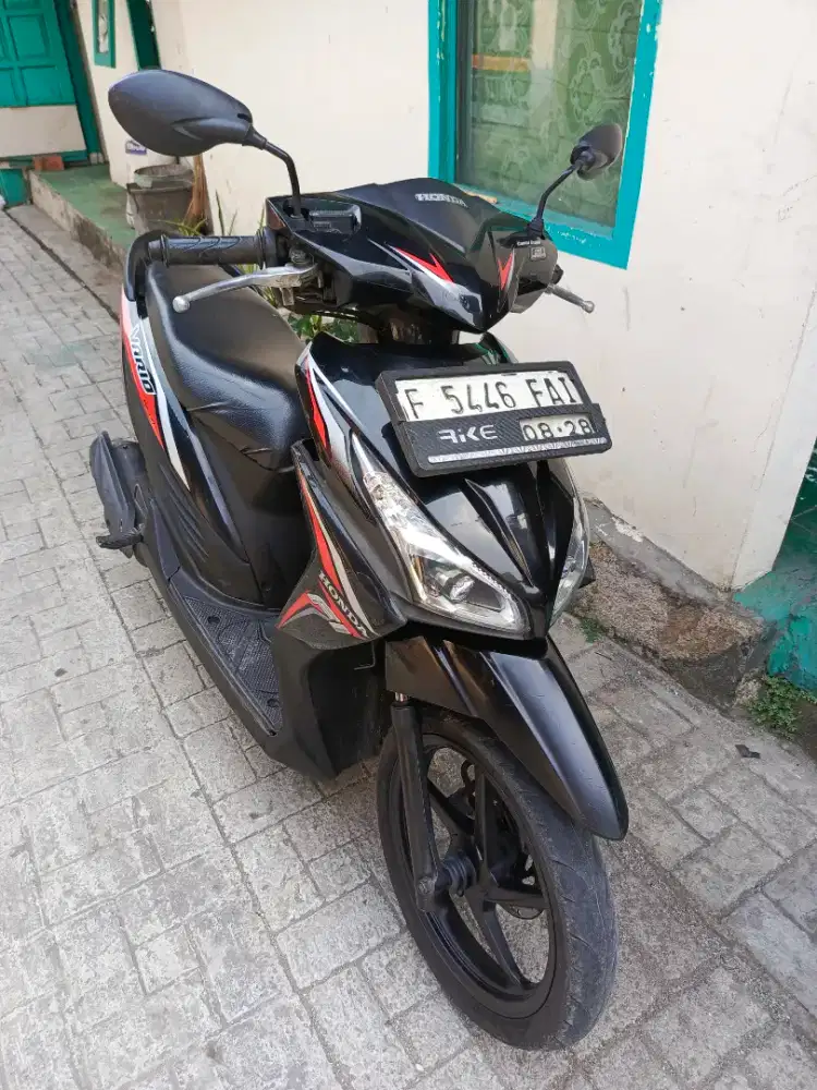 Vario 110 LED 2016 ESp starter halus