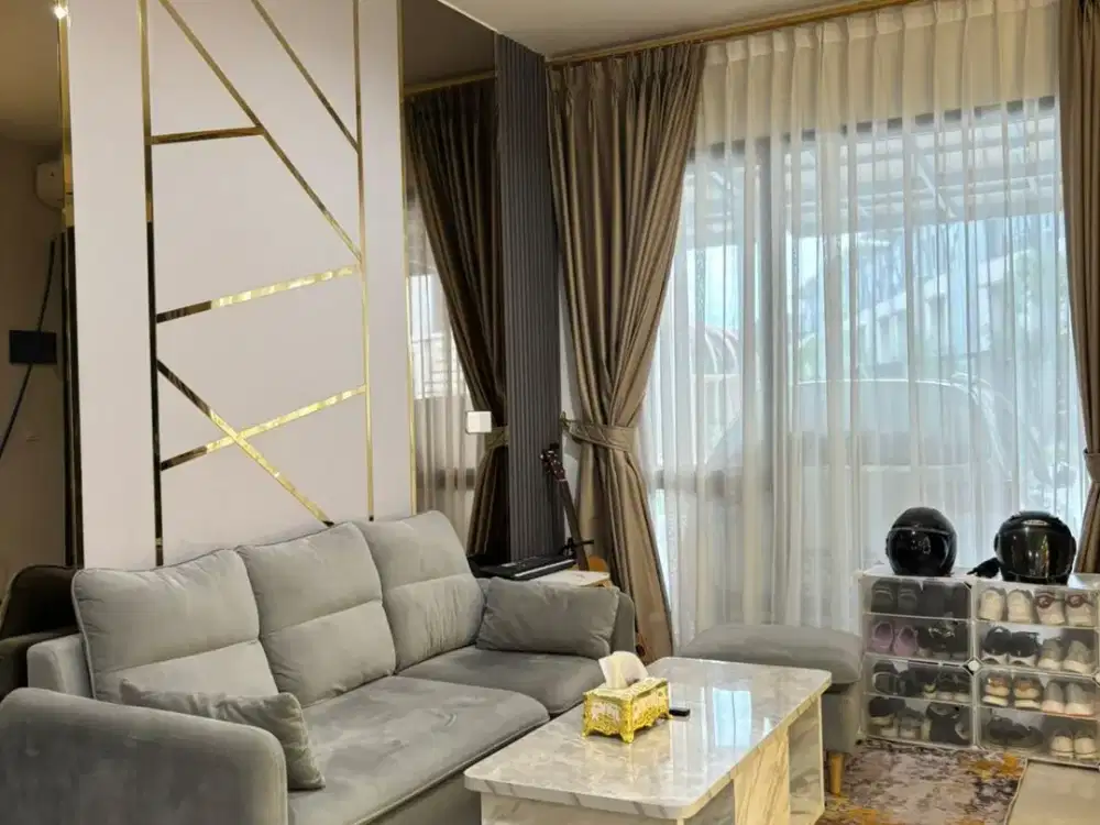RUMAH SIAP HUNI Cluster Lavia Living Citra 8 Kalideres Jakarta Barat semi furnish cakep